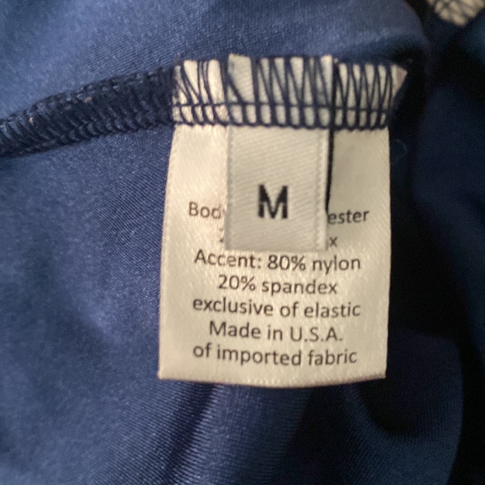 Luckyleo Size Medium - image 4